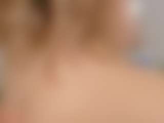 Chloe Dee's Live Sex Cam Show