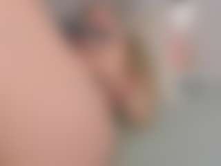 Chloe Dee's Live Sex Cam Show