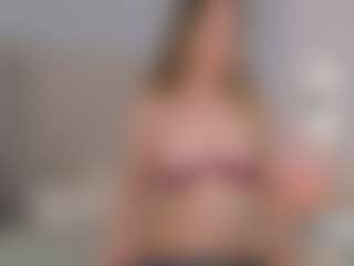 Chloe Dee's Live Sex Cam Show