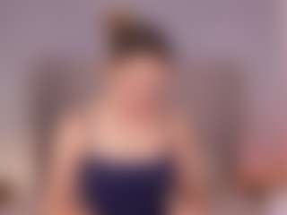 Chloe Dee's Live Sex Cam Show