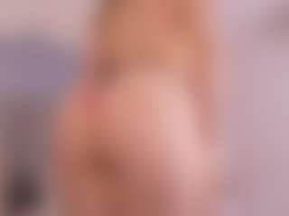 Chloe Dee's Live Sex Cam Show