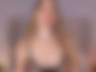 Chloe Dee's Live Sex Cam Show