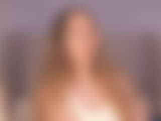 Chloe Dee's Live Sex Cam Show