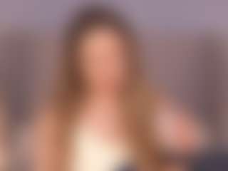 Live cam show with Chloe Dee - Colombian on madthumbs | colombia