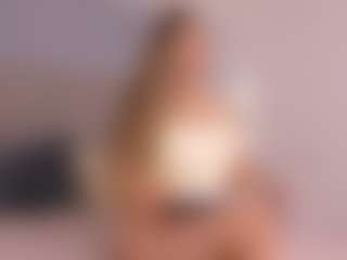 Chloe Dee's Live Sex Cam Show