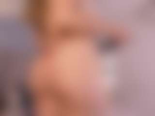 Chloe Dee's Live Sex Cam Show