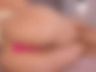 Chloe Dee's Live Sex Cam Show