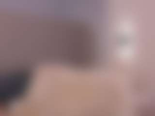 Live cam show with Chloe Dee - Wet on CamwithHer