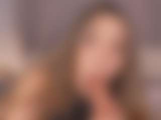 Live cam show with Chloe Dee - Wet on Camsoda