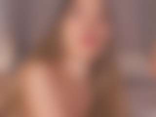 Chloe Dee's Live Sex Cam Show