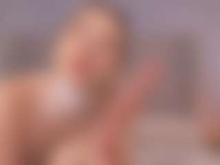 Chloe Dee's Live Sex Cam Show
