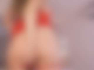 Chloe Dee's Live Sex Cam Show