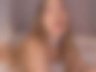 Chloe Dee's Live Sex Cam Show
