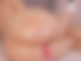 Chloe Dee's Live Sex Cam Show