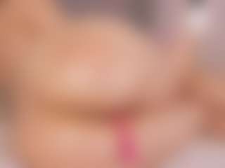 Chloe Dee's Live Sex Cam Show