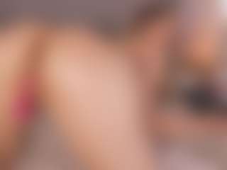 Live cam show with Chloe Dee - Landingstrip on CamwithHer