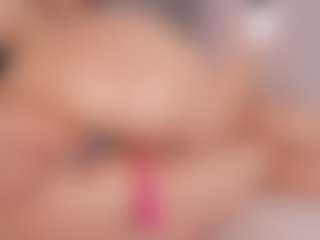 Chloe Dee's Live Sex Cam Show
