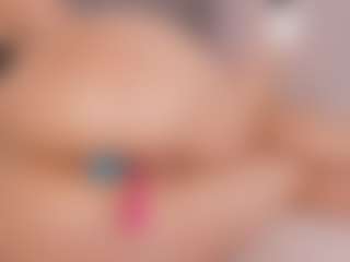 Chloe Dee's Live Sex Cam Show