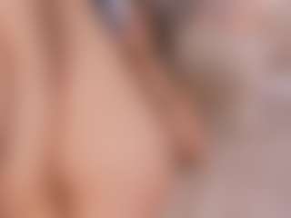 Chloe Dee's Live Sex Cam Show