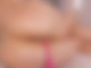 Chloe Dee's Live Sex Cam Show