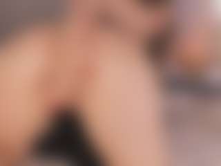 Chloe Dee's Live Sex Cam Show