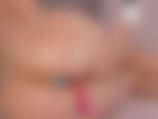 Chloe Dee's Live Sex Cam Show