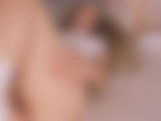 Chloe Dee's Live Sex Cam Show
