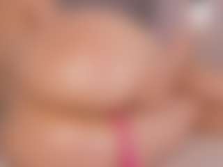 Chloe Dee's Live Sex Cam Show