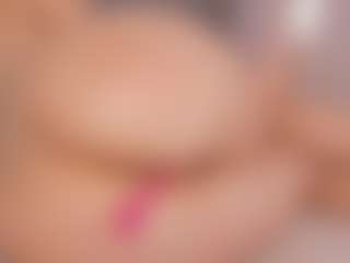 Chloe Dee's Live Sex Cam Show