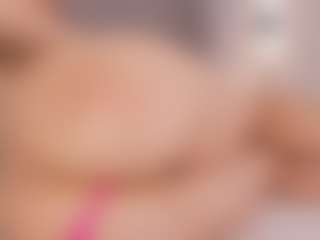 Chloe Dee's Live Sex Cam Show