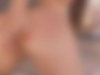 Live cam show with Chloe Dee - Spin on Camsoda