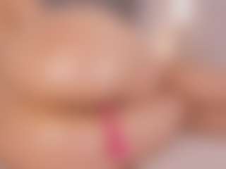 Chloe Dee's Live Sex Cam Show