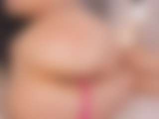 Live cam show with Chloe Dee - Gamer Latina on Camsoda | colombia