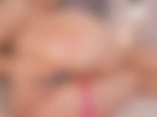 Chloe Dee's Live Sex Cam Show