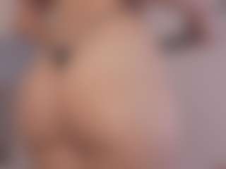 Chloe Dee's Live Sex Cam Show