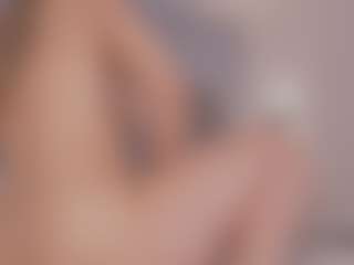 Chloe Dee's Live Sex Cam Show