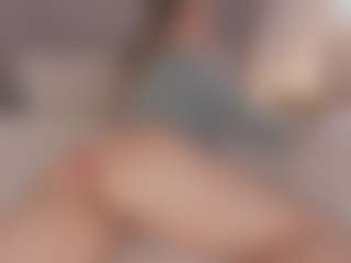 Chloe Dee's Live Sex Cam Show