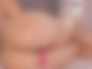 Chloe Dee's Live Sex Cam Show
