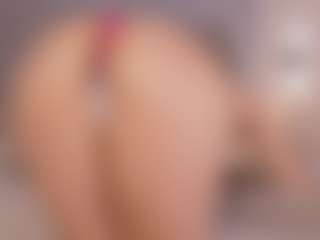Chloe Dee's Live Sex Cam Show