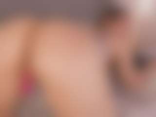 Chloe Dee's Live Sex Cam Show
