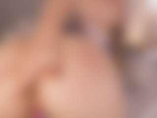 Chloe Dee's Live Sex Cam Show