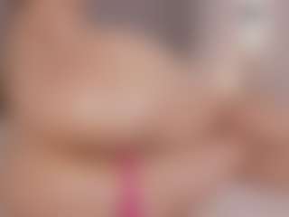 Chloe Dee's Live Sex Cam Show