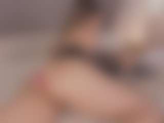 Chloe Dee's Live Sex Cam Show