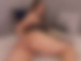 Chloe Dee's Live Sex Cam Show