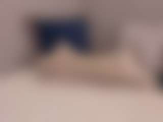 Chloe Dee's Live Sex Cam Show