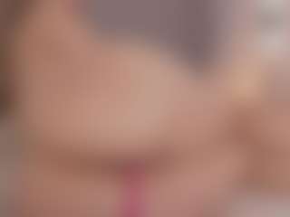 Chloe Dee's Live Sex Cam Show