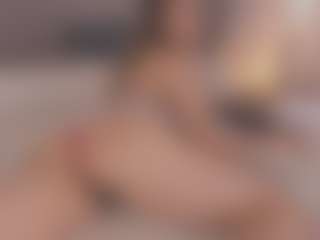 Chloe Dee's Live Sex Cam Show