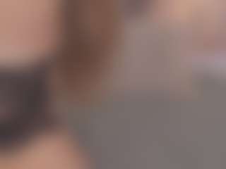 Live cam show with Chloe Dee - Deepthroat on Camsoda