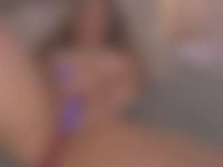 Chloe Dee's Live Sex Cam Show