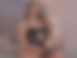 Chloe Dee's Live Sex Cam Show